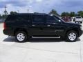 Black - Suburban 1500 Z71 4x4 Photo No. 2