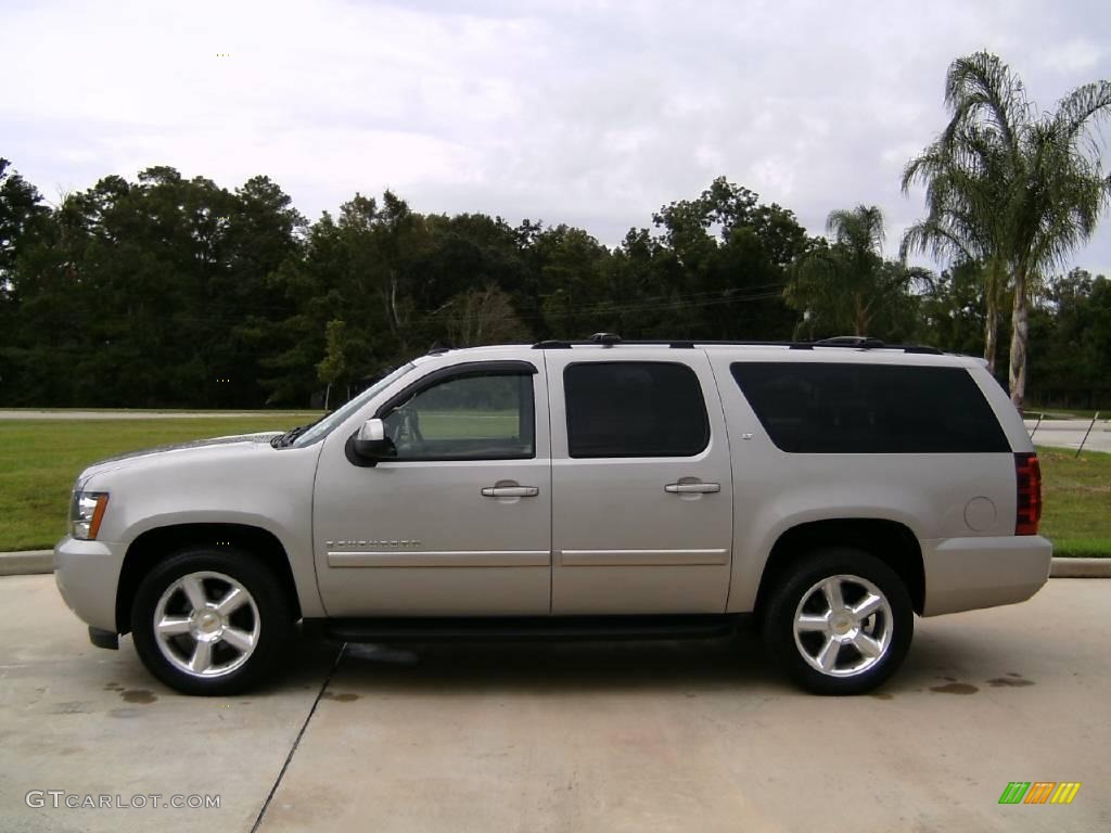 2007 Suburban 1500 LT 4x4 - Silver Birch Metallic / Light Titanium/Dark Titanium photo #6