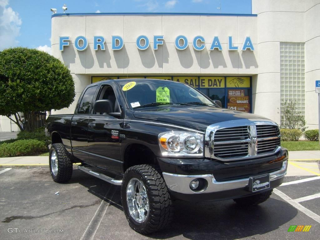 Brilliant Black Crystal Pearl Dodge Ram 2500