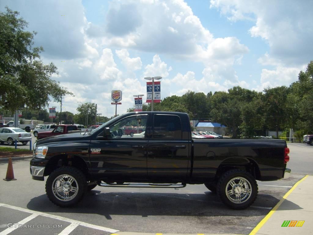 2008 Ram 2500 Big Horn Quad Cab 4x4 - Brilliant Black Crystal Pearl / Medium Slate Gray photo #6