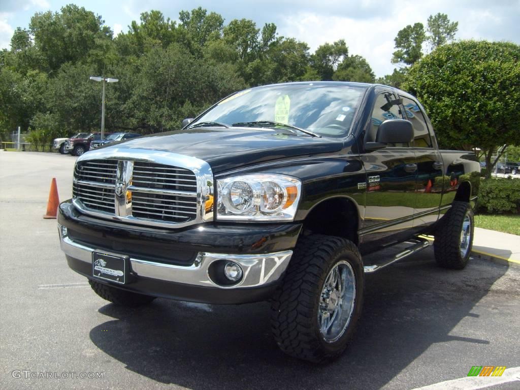2008 Ram 2500 Big Horn Quad Cab 4x4 - Brilliant Black Crystal Pearl / Medium Slate Gray photo #7