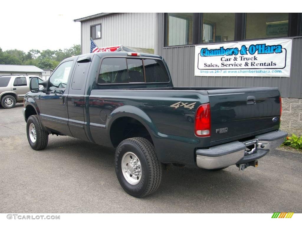 2004 F350 Super Duty XLT SuperCab 4x4 - Dark Green Satin / Medium Parchment photo #11