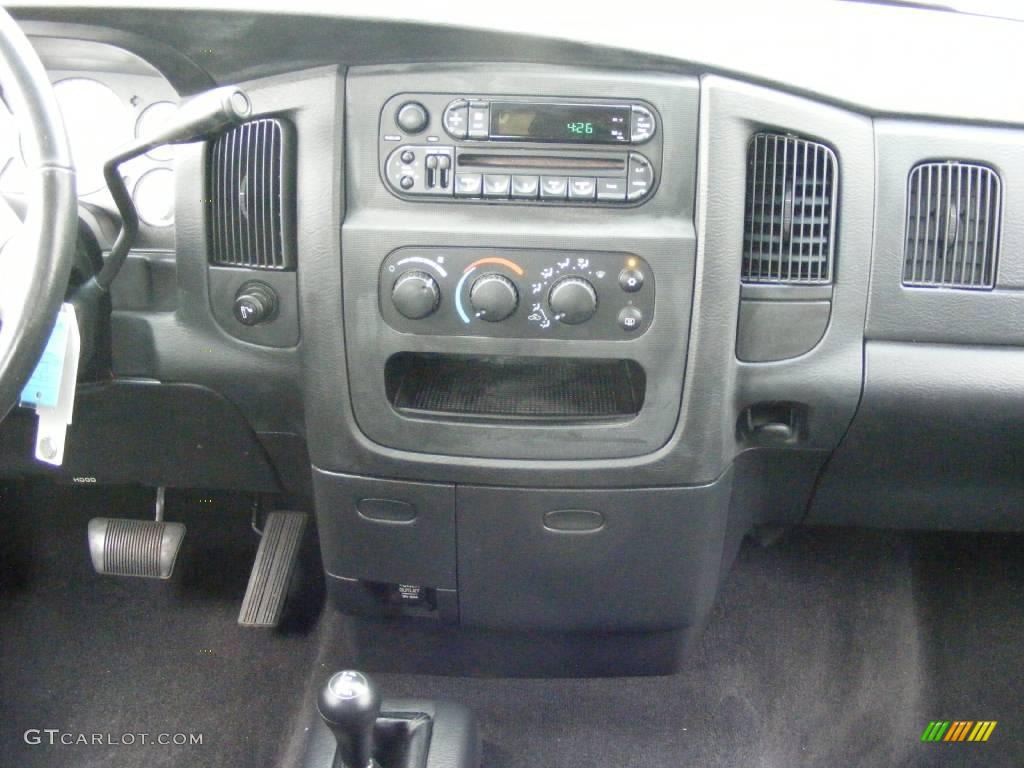 2003 Ram 1500 SLT Quad Cab 4x4 - Graphite Metallic / Dark Slate Gray photo #24