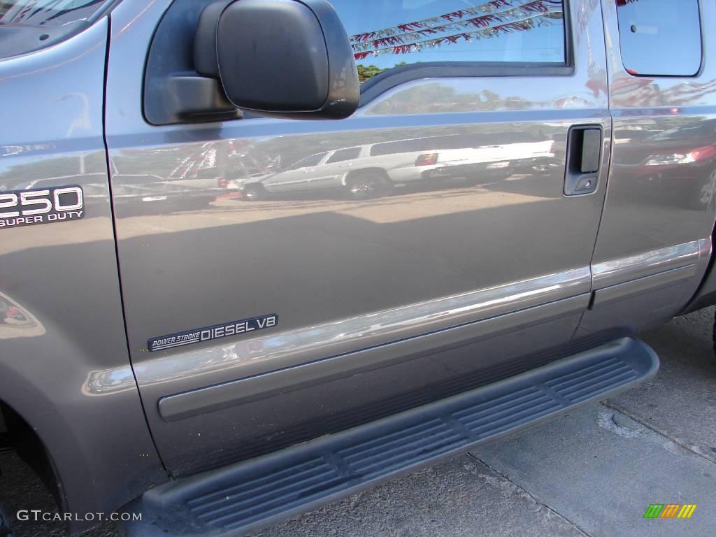 2002 F250 Super Duty XLT SuperCab 4x4 - Dark Shadow Grey Metallic / Medium Flint photo #31