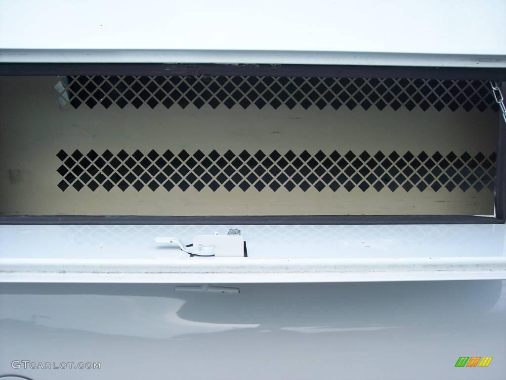 2006 Ram 1500 ST Regular Cab - Bright White / Medium Slate Gray photo #41