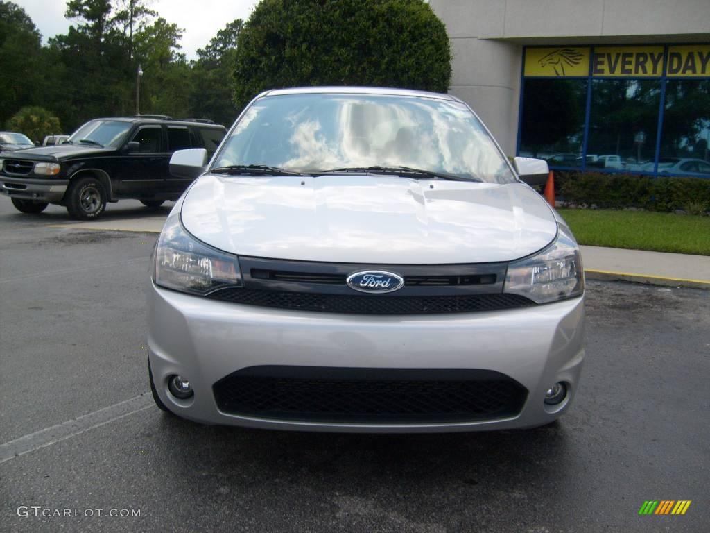 2009 Focus SES Coupe - Brilliant Silver Metallic / Medium Stone photo #9