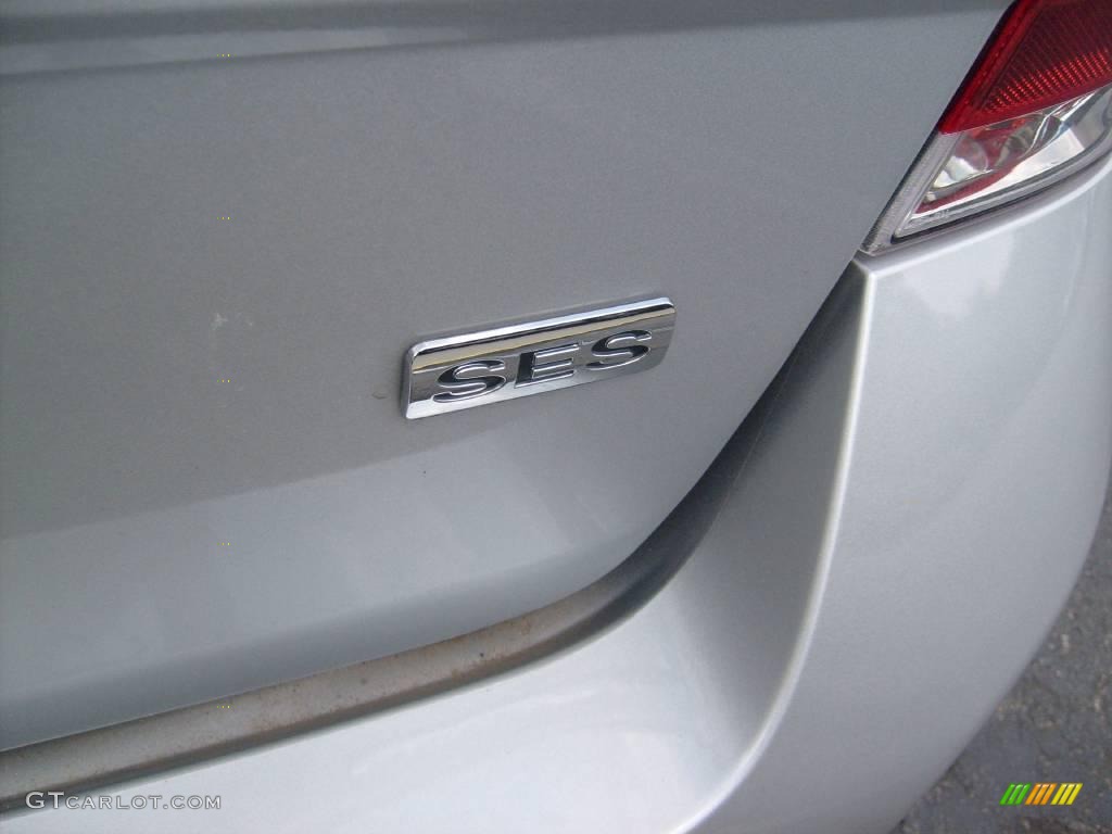 2009 Focus SES Coupe - Brilliant Silver Metallic / Medium Stone photo #14