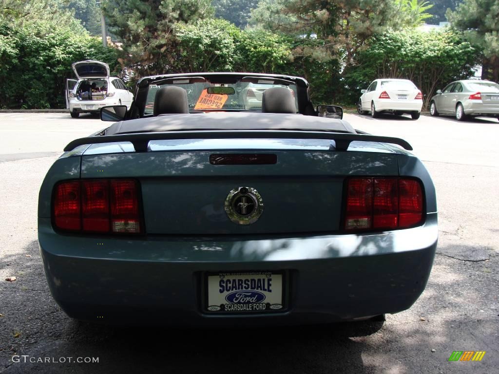 2006 Mustang V6 Premium Convertible - Windveil Blue Metallic / Dark Charcoal photo #5