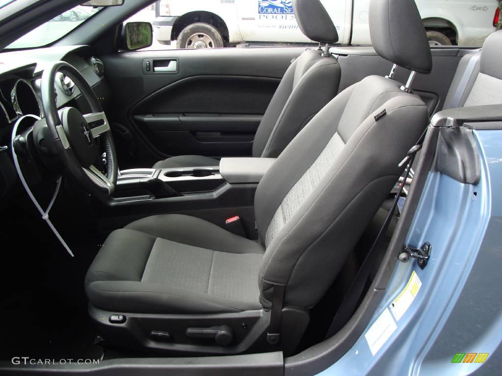 2006 Mustang V6 Premium Convertible - Windveil Blue Metallic / Dark Charcoal photo #13