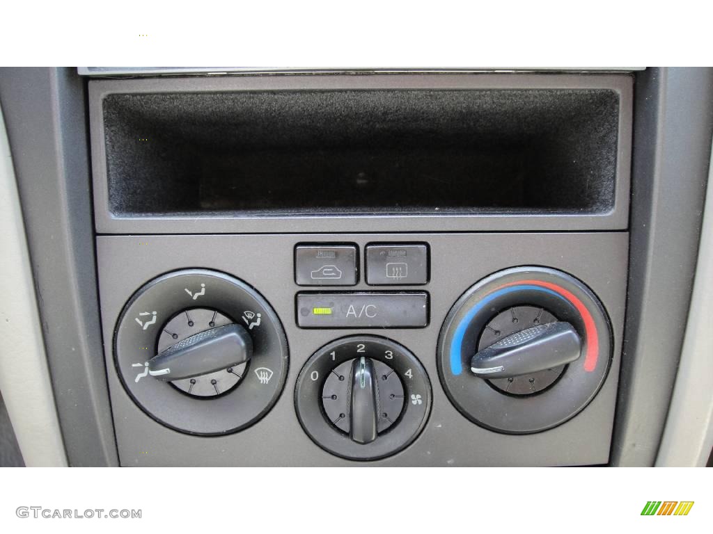 2001 Elantra GLS - Champagne / Beige photo #13