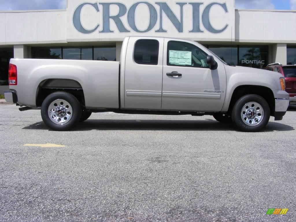 Silver Birch Metallic GMC Sierra 1500