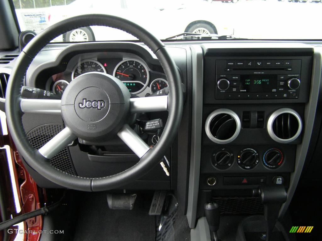 2009 Wrangler Sahara 4x4 - Red Rock Crystal Pearl Coat / Dark Slate Gray/Medium Slate Gray photo #11