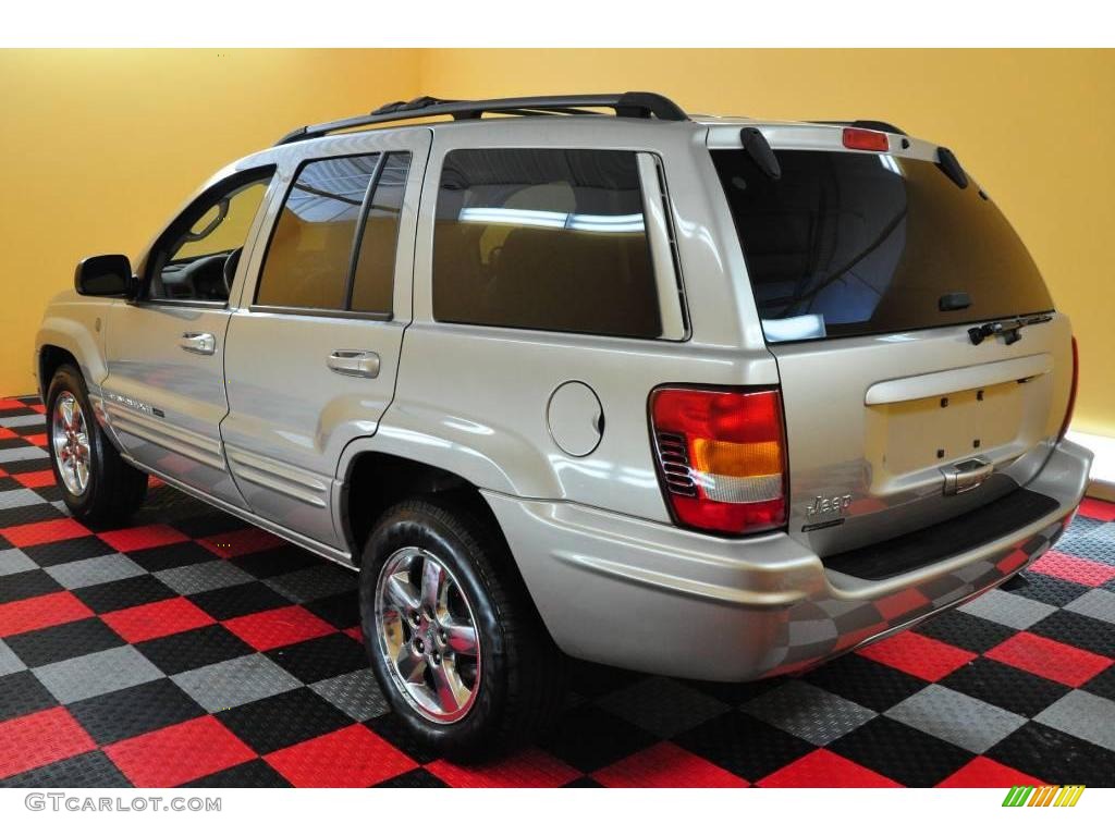 2004 Grand Cherokee Limited 4x4 - Bright Silver Metallic / Taupe photo #4