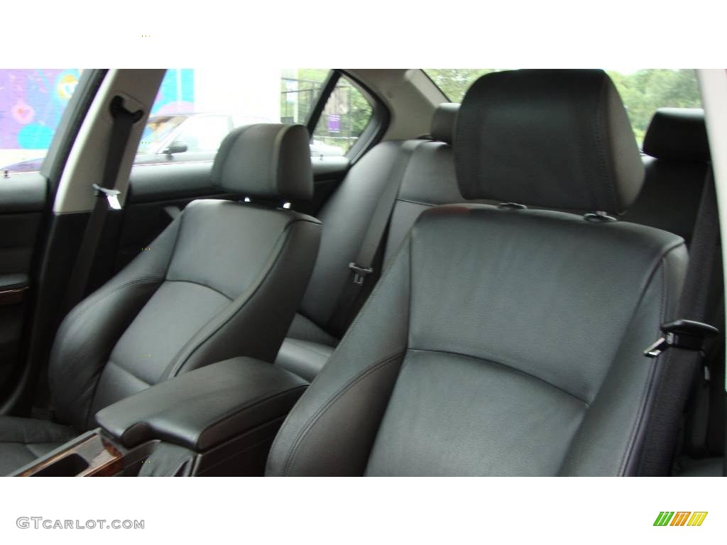 2006 3 Series 330i Sedan - Titanium Silver Metallic / Black photo #9