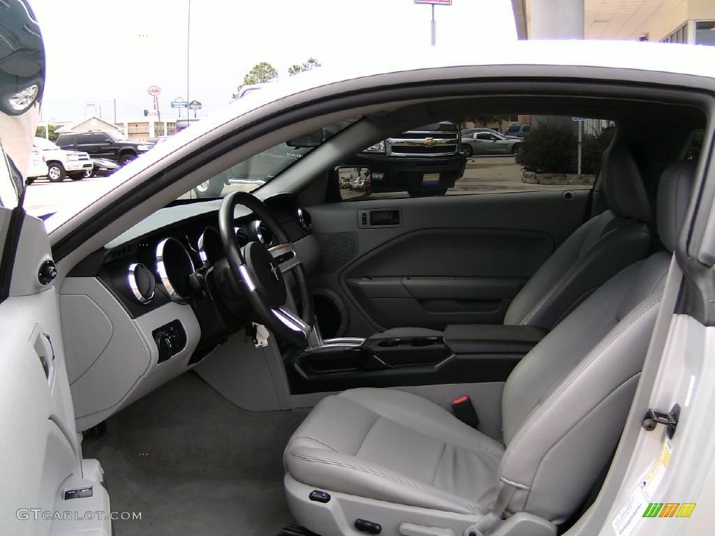 2007 Mustang V6 Premium Coupe - Satin Silver Metallic / Light Graphite photo #9