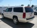 White Diamond - Escalade ESV AWD Photo No. 4