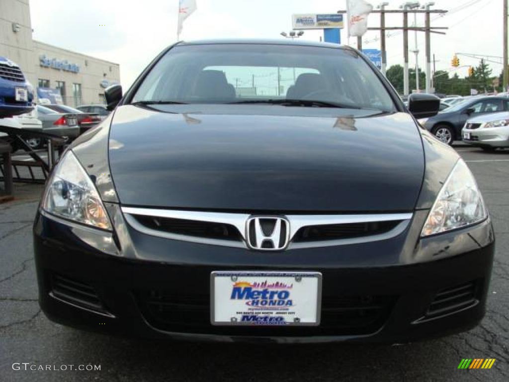 2006 Accord LX Sedan - Nighthawk Black Pearl / Ivory photo #2