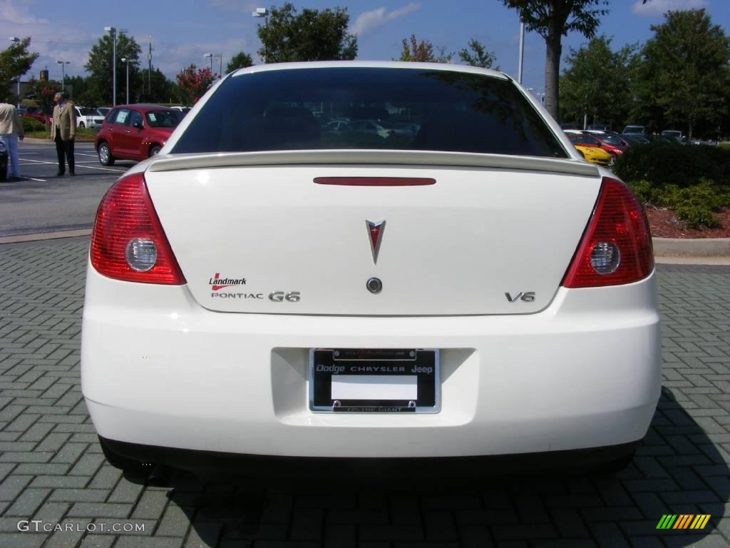 2005 G6 Sedan - Ivory White / Ebony photo #4