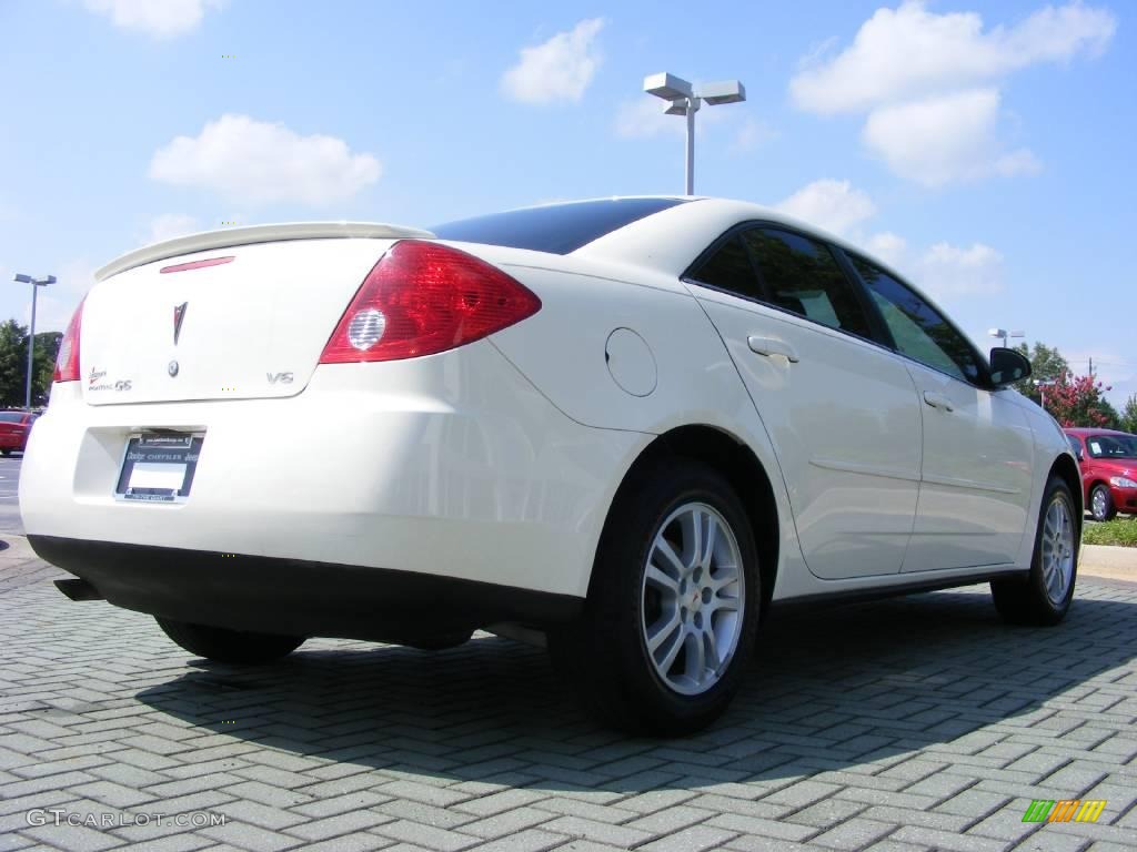 2005 G6 Sedan - Ivory White / Ebony photo #5