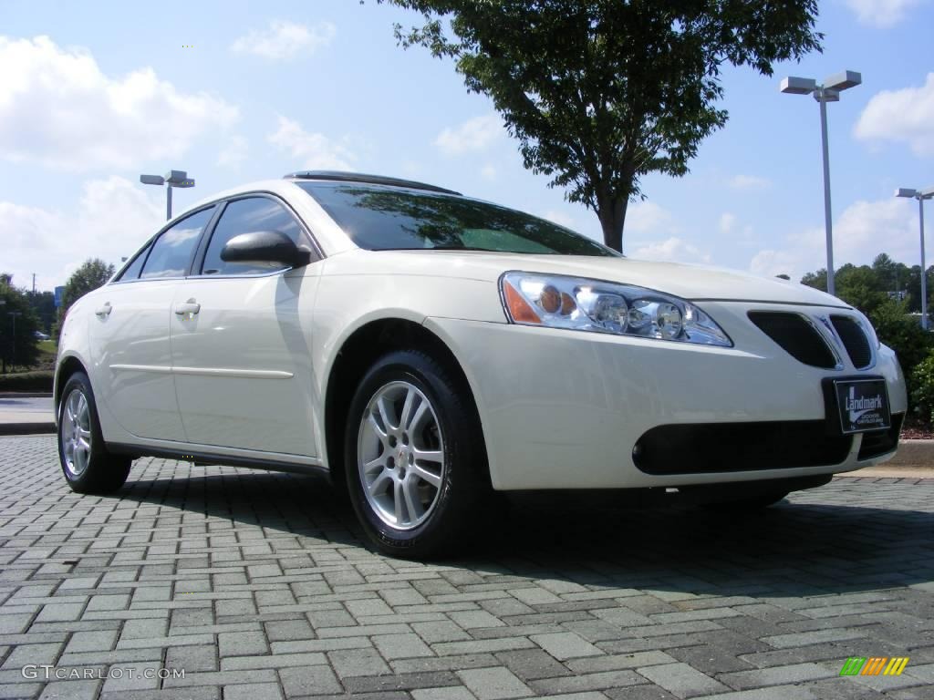2005 G6 Sedan - Ivory White / Ebony photo #7