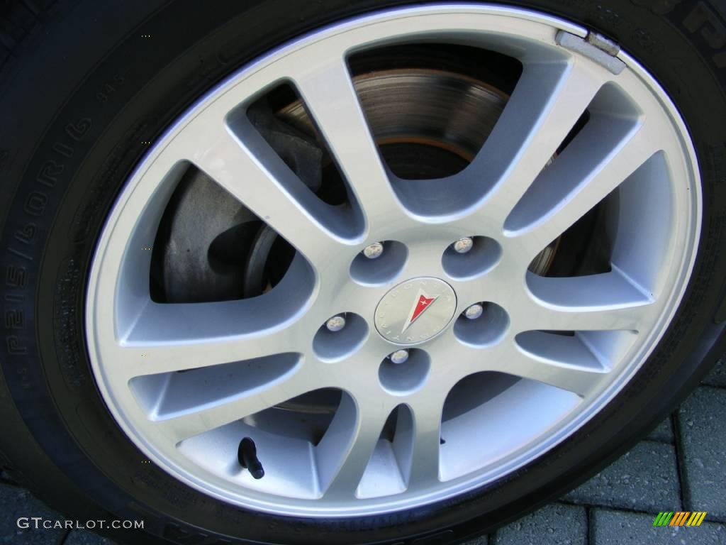 2005 G6 Sedan - Ivory White / Ebony photo #9