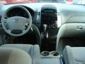 2006 Silver Shadow Pearl Toyota Sienna LE  photo #9