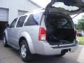 Silver Lightning Metallic - Pathfinder SE Photo No. 17