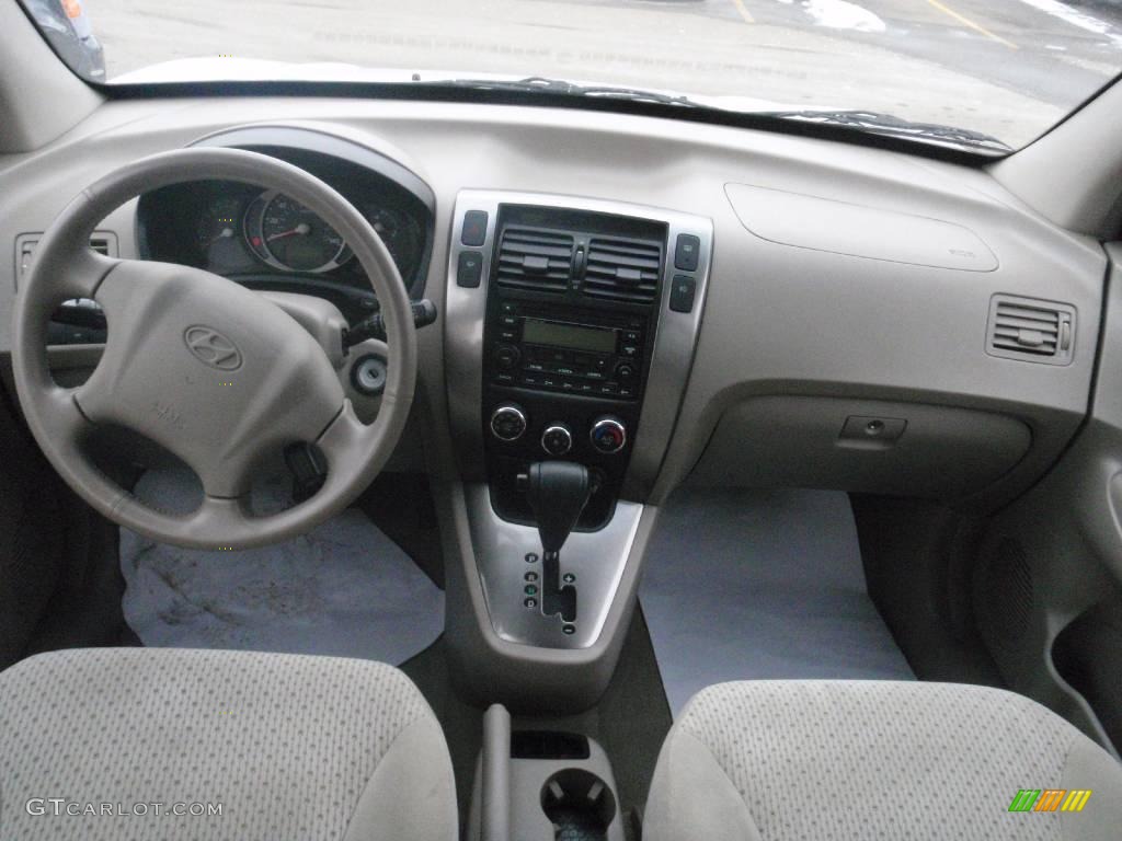 2005 Tucson GLS V6 - Nordic White / Beige photo #10