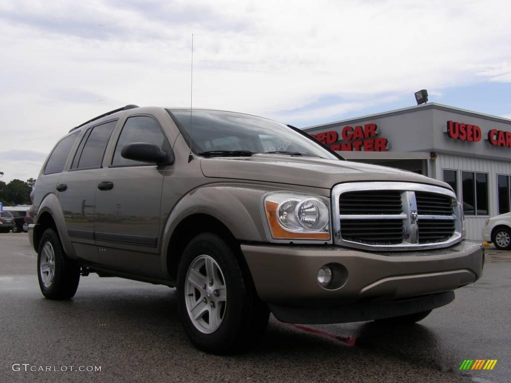 Light Khaki Metallic Dodge Durango