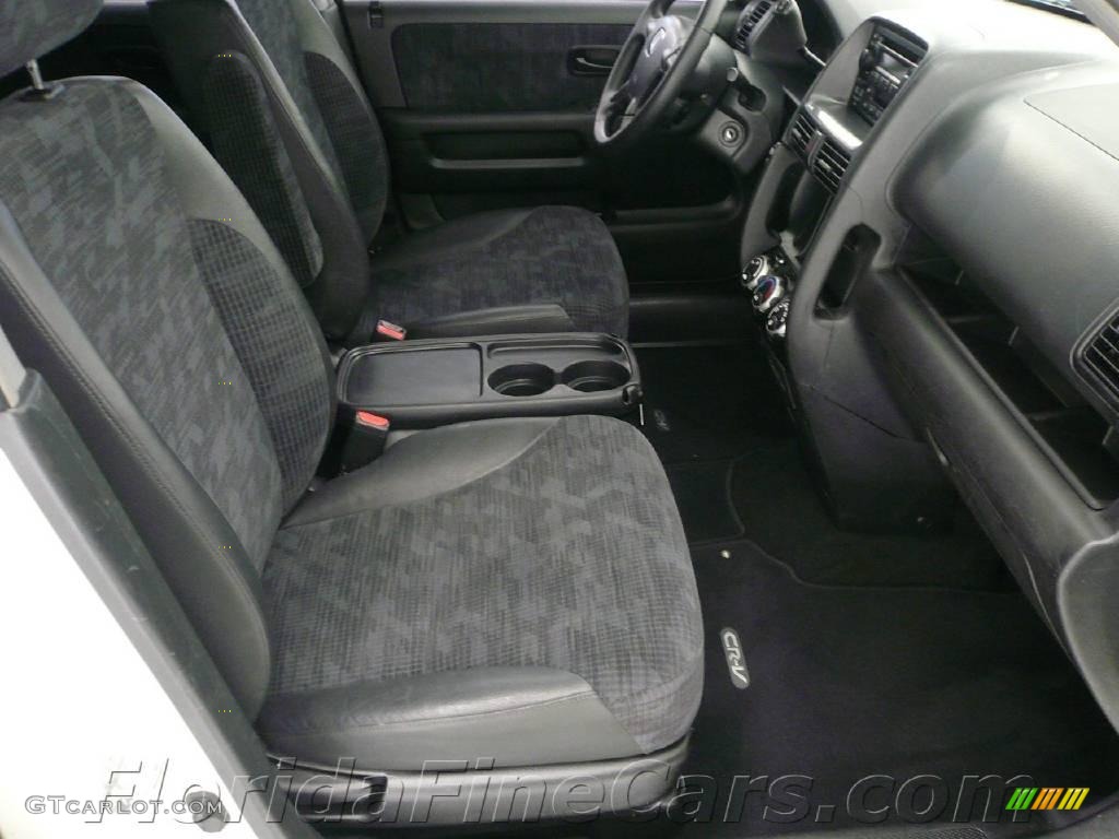 2004 CR-V LX - Taffeta White / Black photo #13