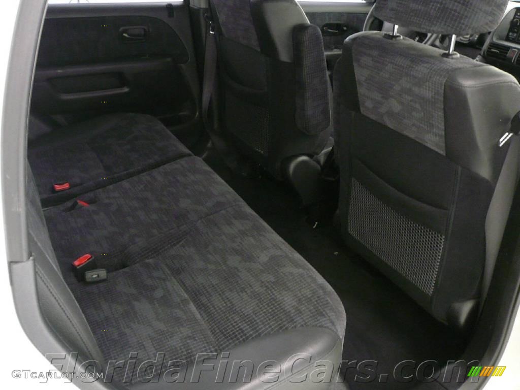 2004 CR-V LX - Taffeta White / Black photo #14