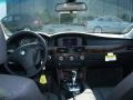 Jet Black - 5 Series 528xi Sedan Photo No. 4