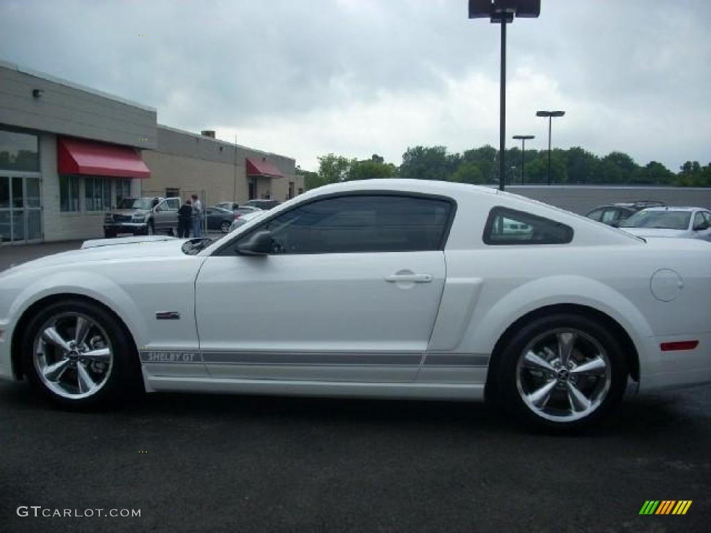 2007 Mustang Shelby GT Coupe - Performance White / Dark Charcoal photo #3