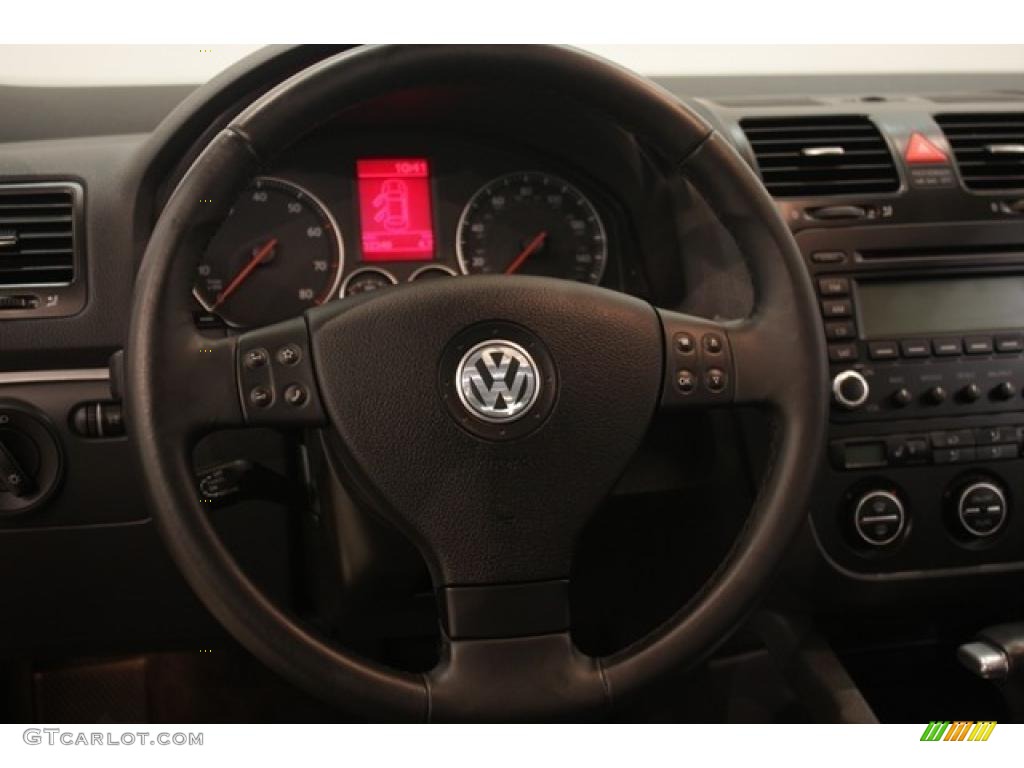 2006 Jetta 2.5 Sedan - Spice Red Metallic / Anthracite Black photo #11