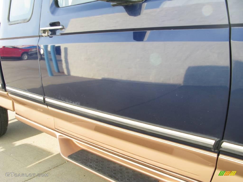 1995 F150 Eddie Bauer Extended Cab 4x4 - Medium Royale Blue Pearl / Beige photo #10