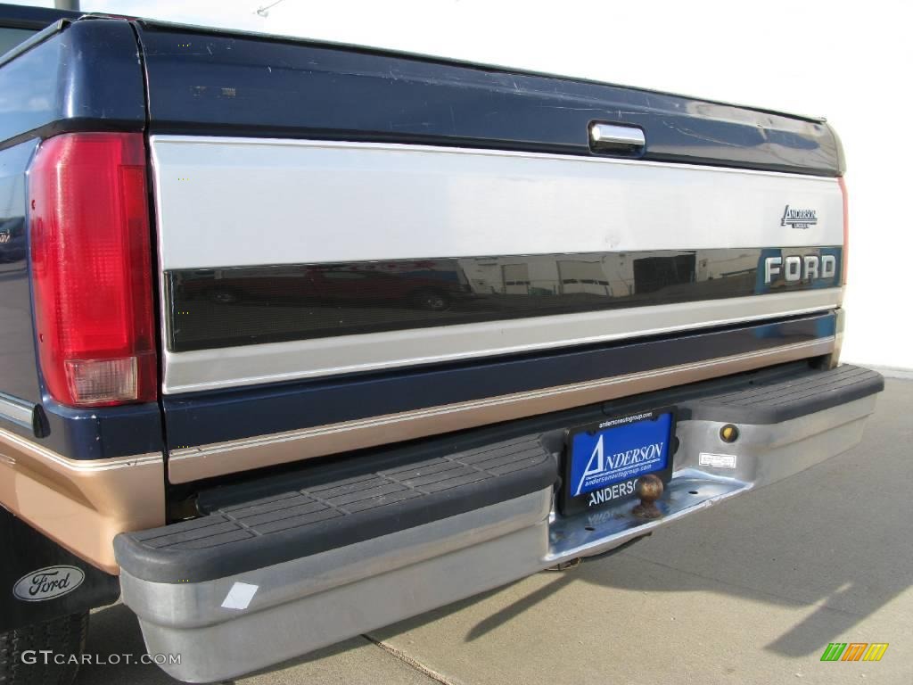 1995 F150 Eddie Bauer Extended Cab 4x4 - Medium Royale Blue Pearl / Beige photo #15