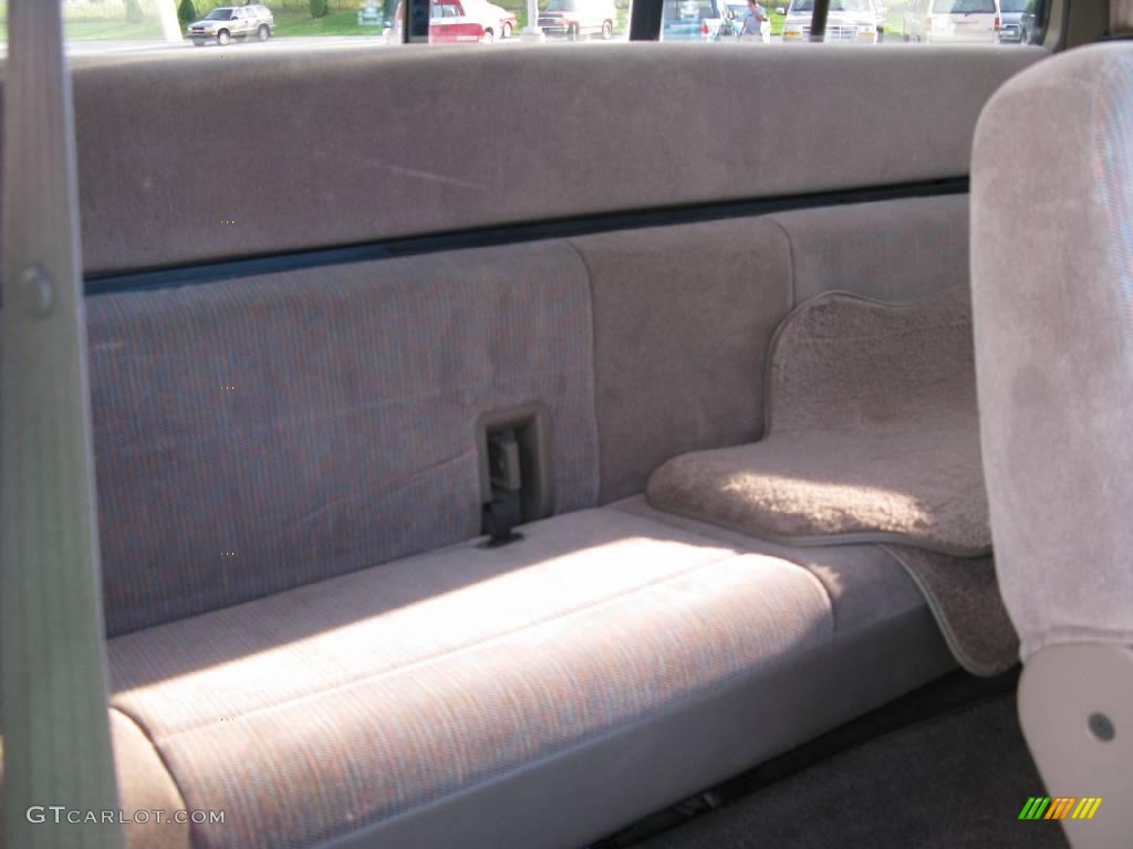 1995 Ford F150 Eddie Bauer Extended Cab 4x4 Rear Seat Photo #16611432