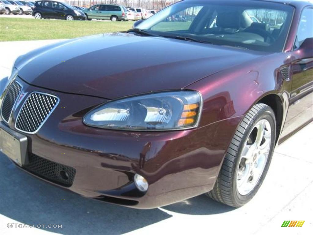 2006 Grand Prix GXP Sedan - Dark Cherry Metallic / Ebony photo #3