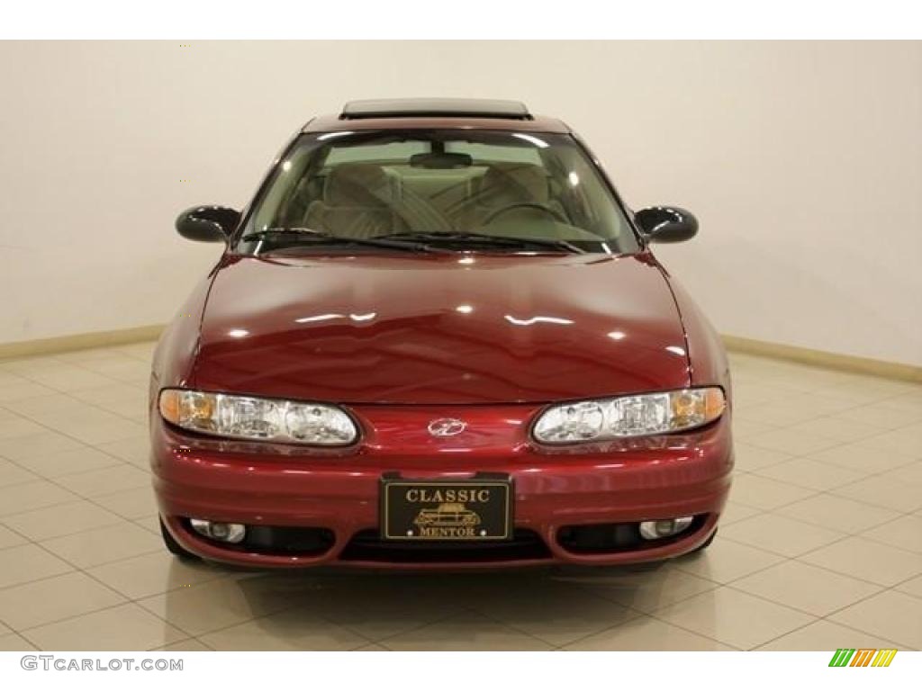 2003 Alero GL Sedan - Ruby Red Metallic / Neutral photo #2