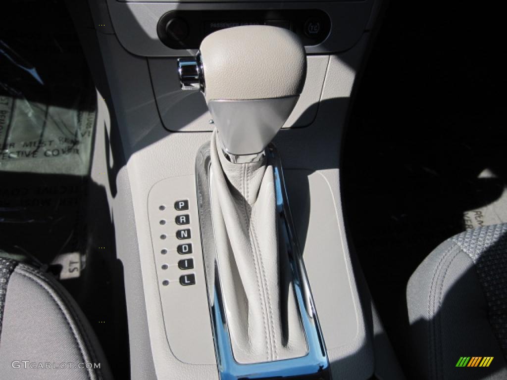 2010 Malibu LS Sedan - Taupe Gray Metallic / Titanium photo #7