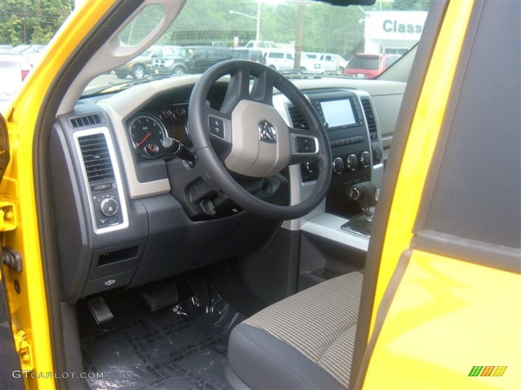 2009 Ram 1500 Big Horn Edition Quad Cab 4x4 - Detonator Yellow / Dark Slate/Medium Graystone photo #10