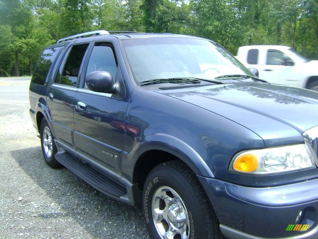 2001 Navigator 4x4 - Charcoal Blue Metallic / Medium Parchment photo #3