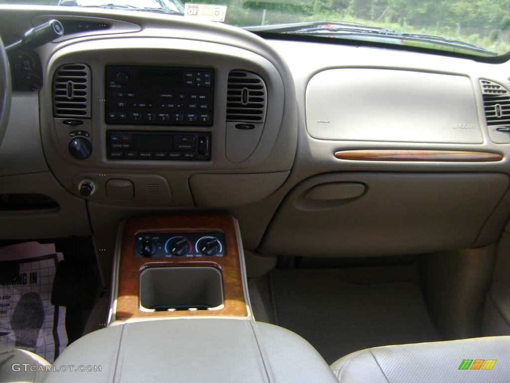 2001 Navigator 4x4 - Charcoal Blue Metallic / Medium Parchment photo #11