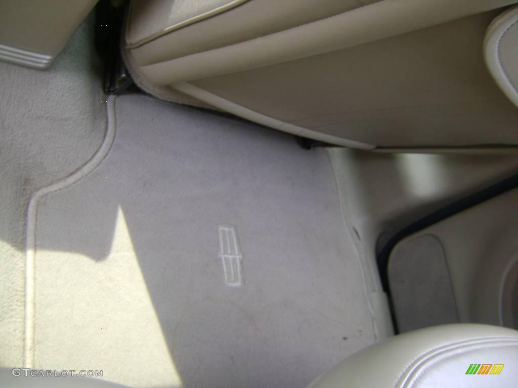 2001 Navigator 4x4 - Charcoal Blue Metallic / Medium Parchment photo #16