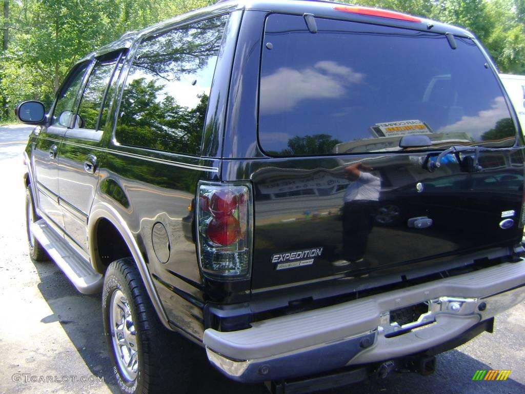 2001 Expedition Eddie Bauer 4x4 - Black Clearcoat / Medium Parchment photo #2