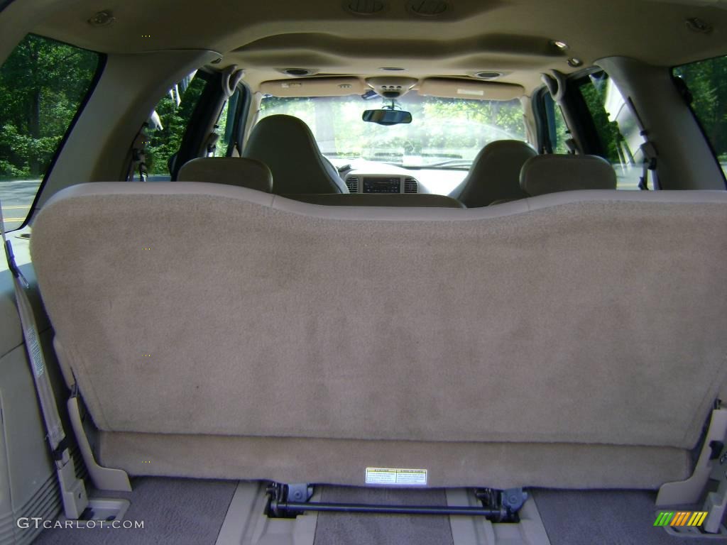 2001 Expedition Eddie Bauer 4x4 - Black Clearcoat / Medium Parchment photo #11