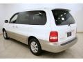 2005 Clear White Kia Sedona EX  photo #5