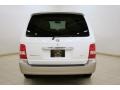 2005 Clear White Kia Sedona EX  photo #6