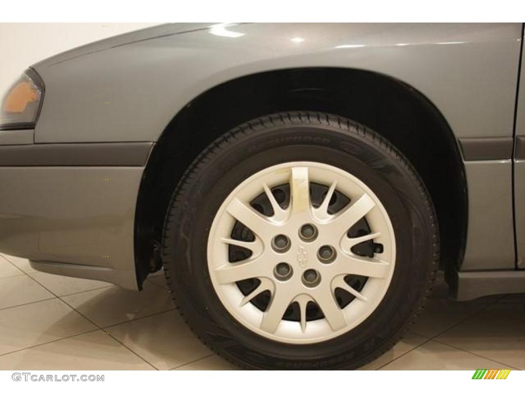 2005 Impala  - Medium Gray Metallic / Medium Gray photo #19