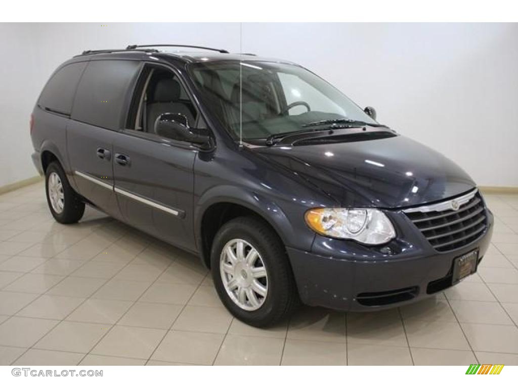 2007 Town & Country Touring - Modern Blue Pearl / Medium Slate Gray photo #1